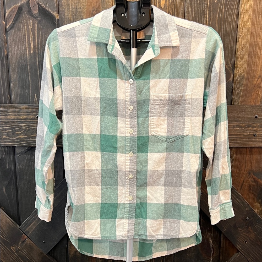 LOFT Plaid Flannel Top XS Grey Green Soft Preppy Classic Academia Neutral Office